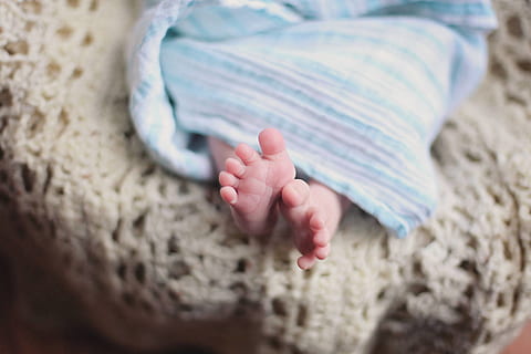 صحة الطفل حديث الولادة مقال عن اهم العناصر والاحتياجات
